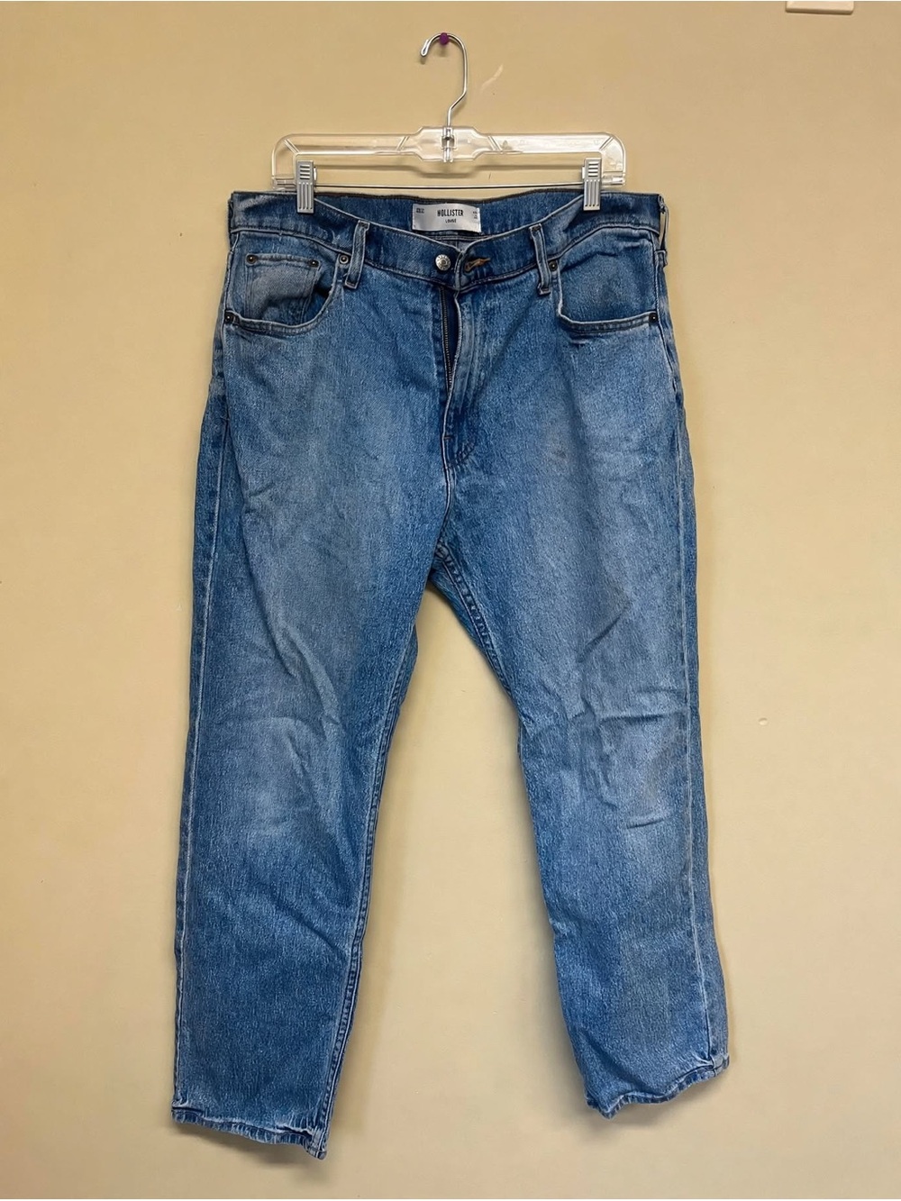 Hollister Men's Medium Blue Relaxed Jeans